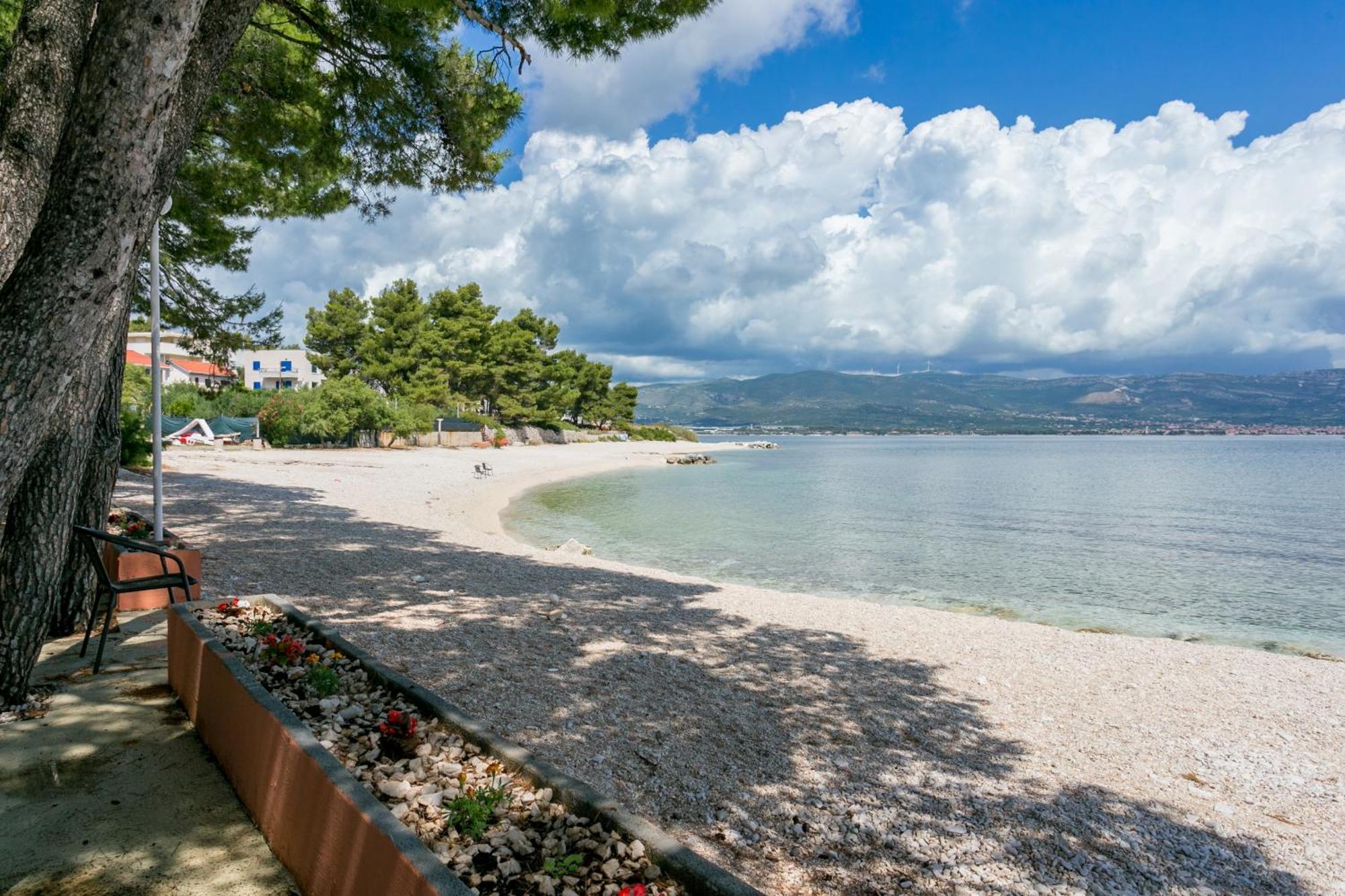 Apartments By The Sea Slatine, Ciovo - 6000 Zewnętrze zdjęcie